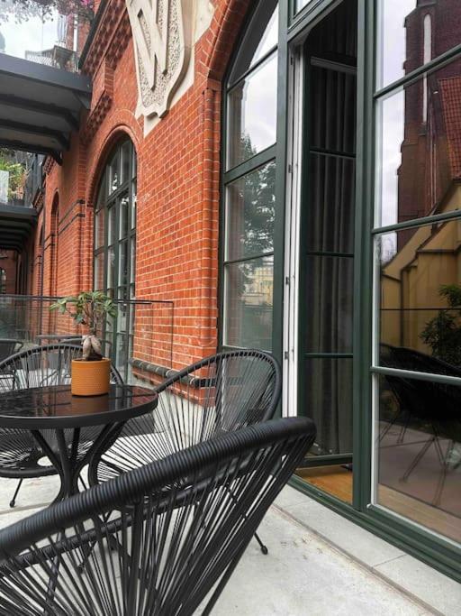 Loft Industrialny Przy Bulwarze Staromiejskim Apartment Wroclaw Exterior photo